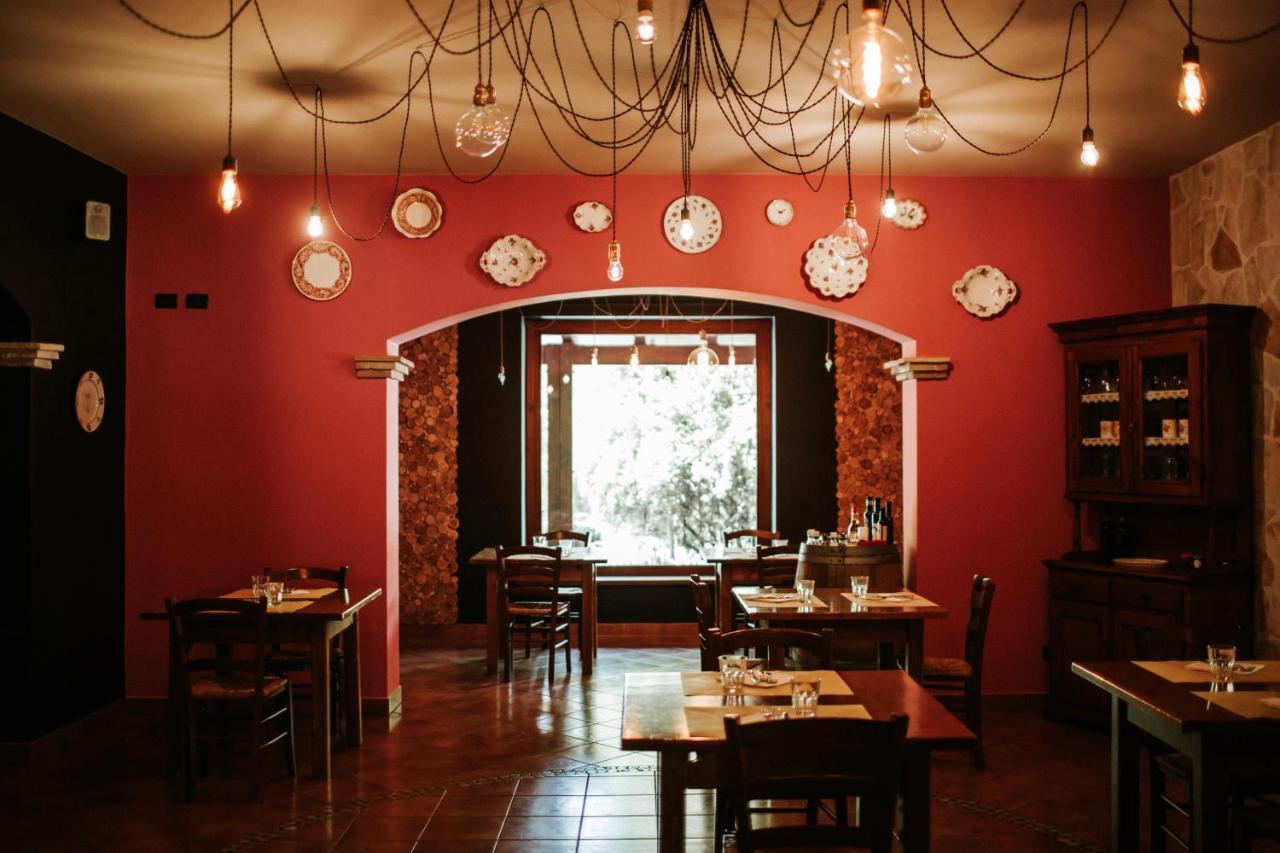 Bed and Breakfast L'Anfora Country Club Basciano Екстер'єр фото