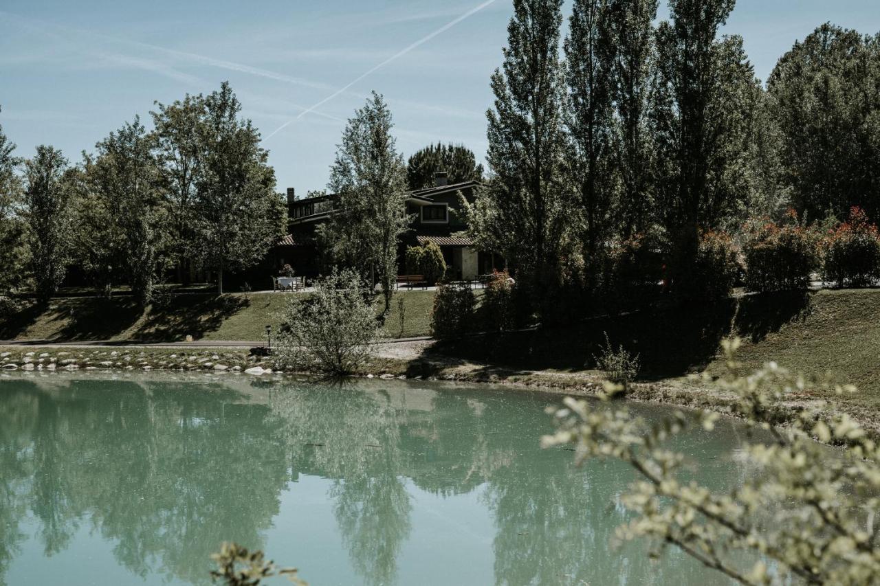 Bed and Breakfast L'Anfora Country Club Basciano Екстер'єр фото