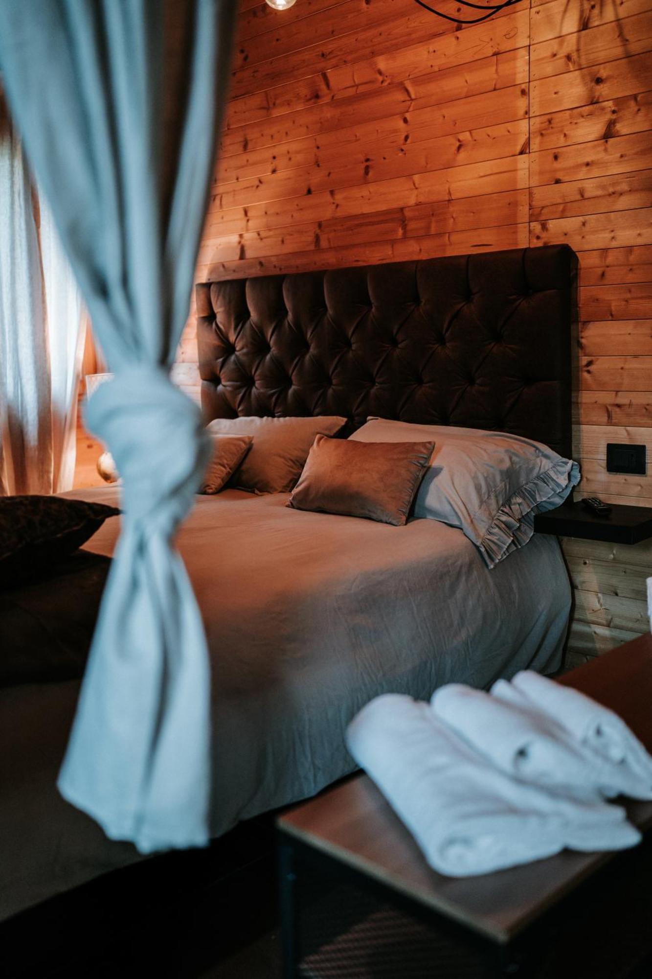 Bed and Breakfast L'Anfora Country Club Basciano Екстер'єр фото